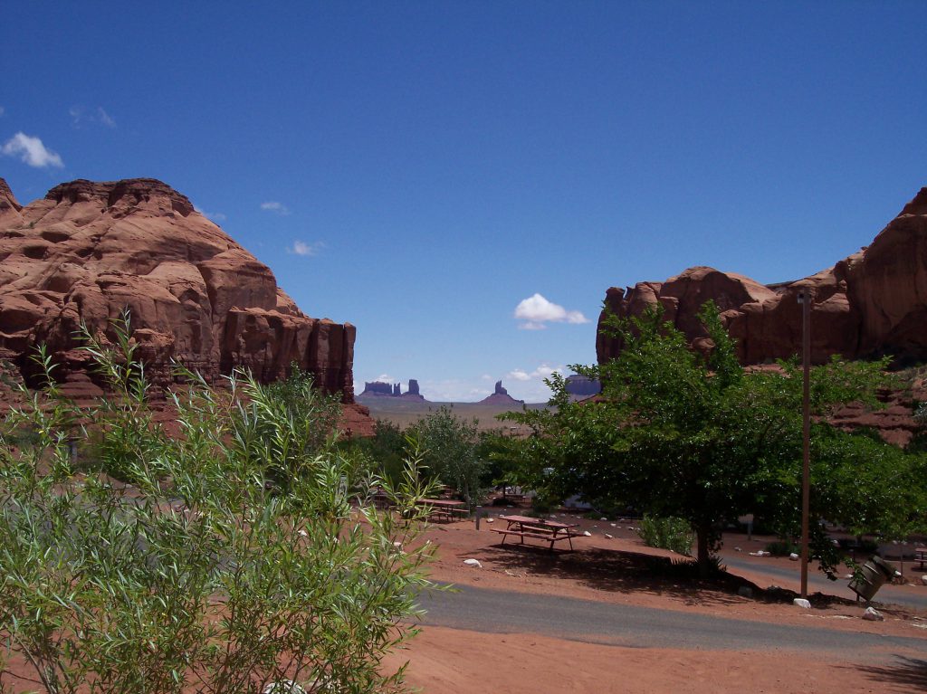 Blick vom Campingplatz zum Monument Valley