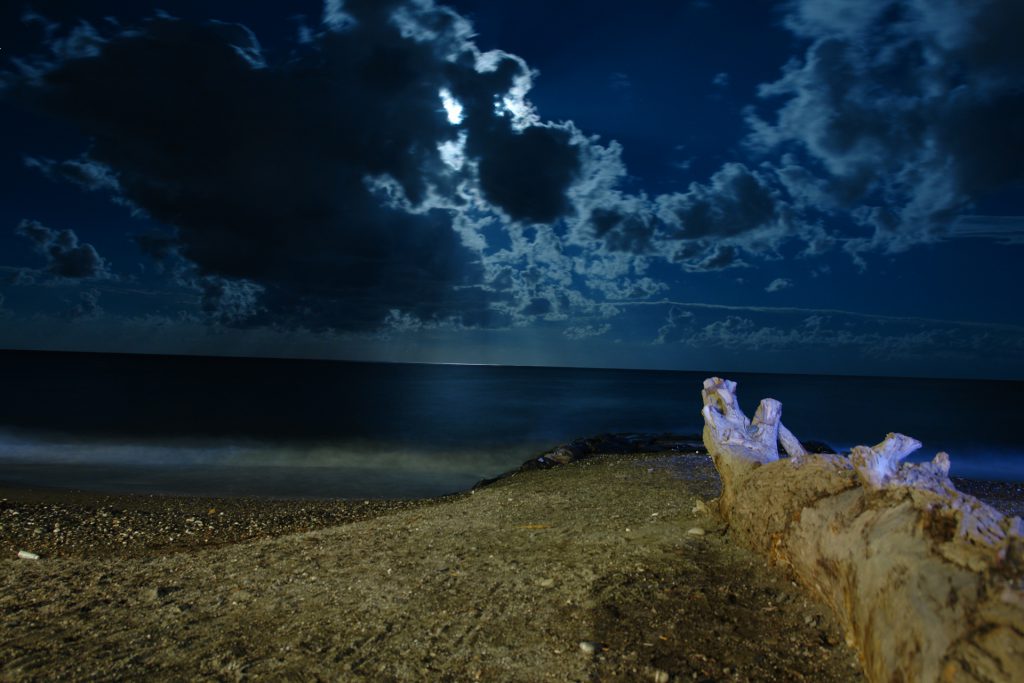 Strand von Albenga bei Nacht :D