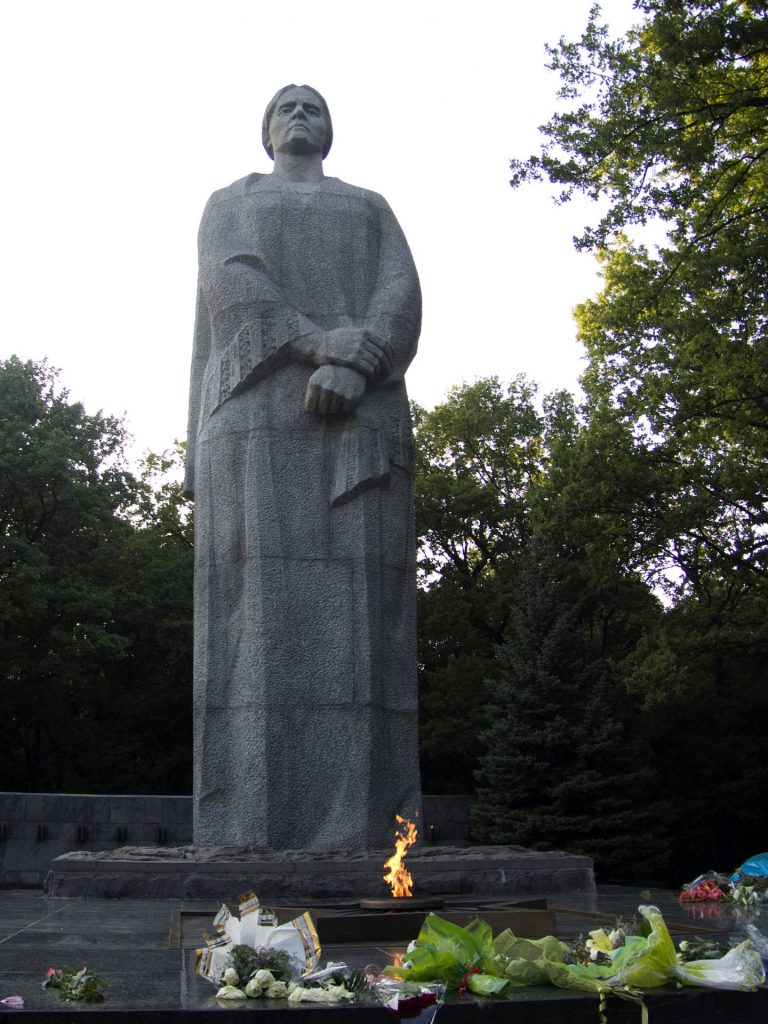 Kriegerdenkmal in Charkiw