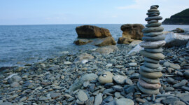 Am Kieselstrabd nördlich von Bastia am letzten Abend Kieselstrand