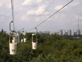 In der Charkiwer Schwebeseilbahn